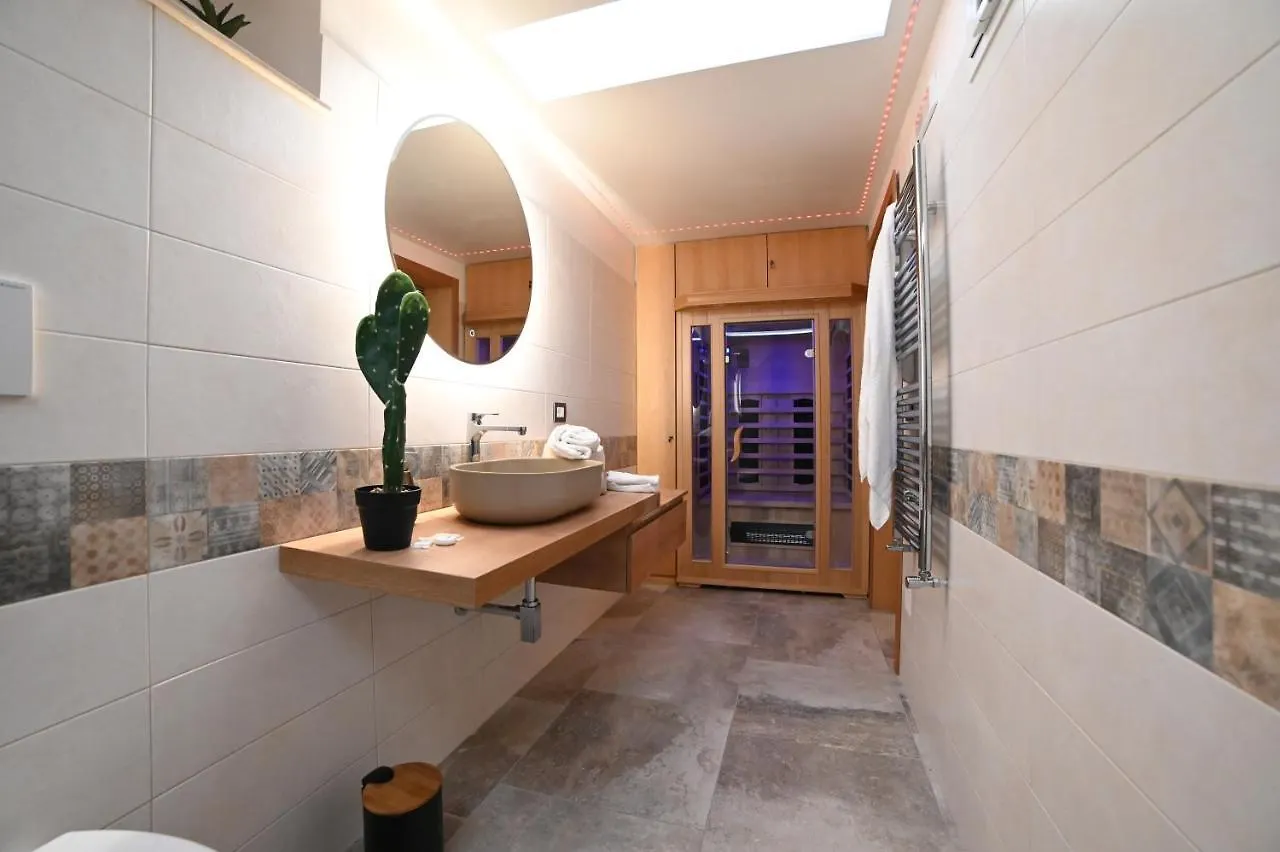 Suite Cavour Exclusive House Private Luxury Spa Brindisi