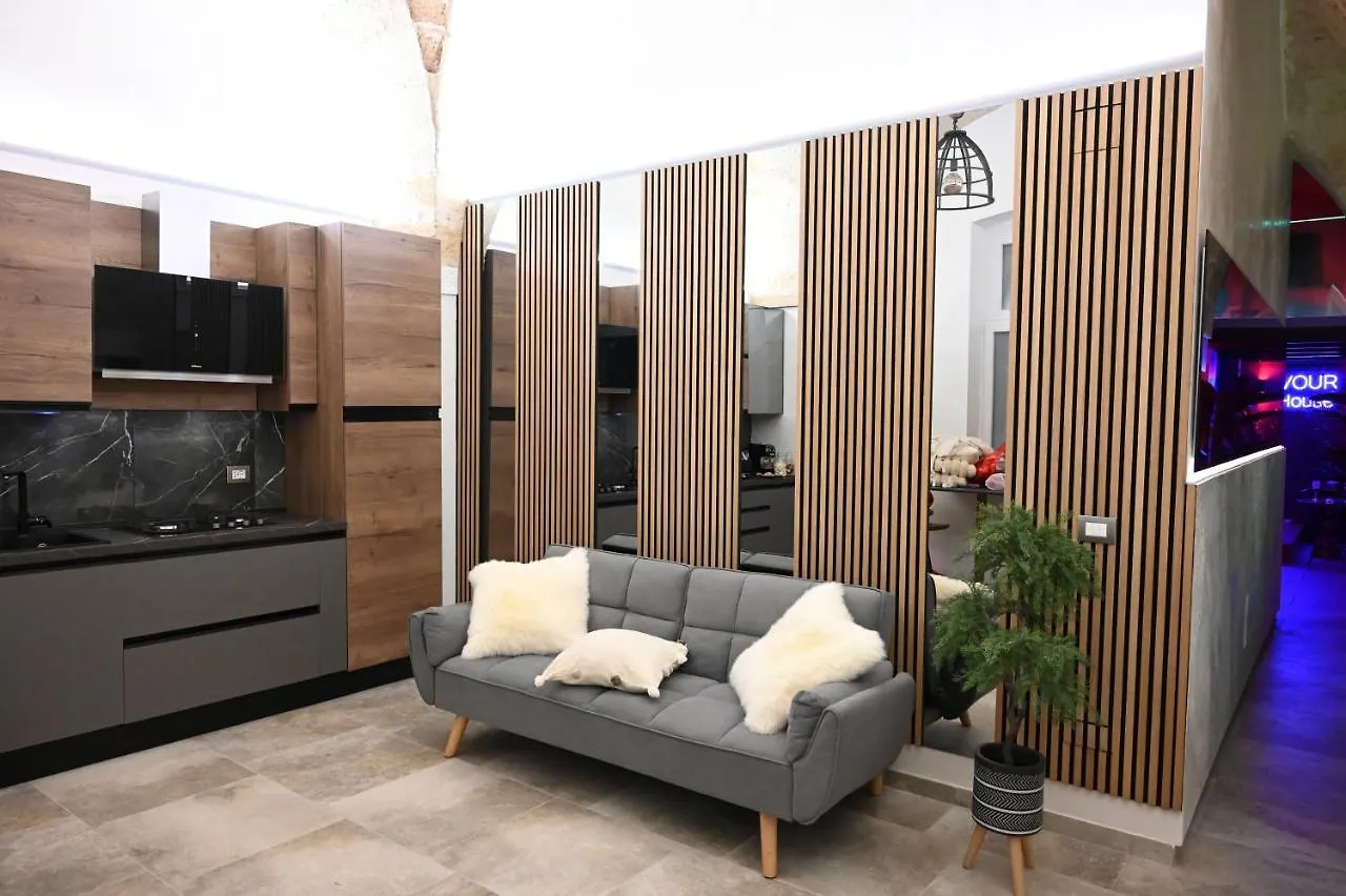 Suite Cavour Exclusive House Private Luxury Spa Brindisi Italy